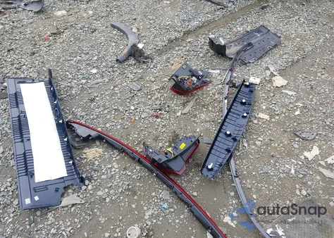 2025 Kia Carnival Mpv Hybrid Sx z USA, uszkodzony, nr VIN KNDNE5KA7S6030607